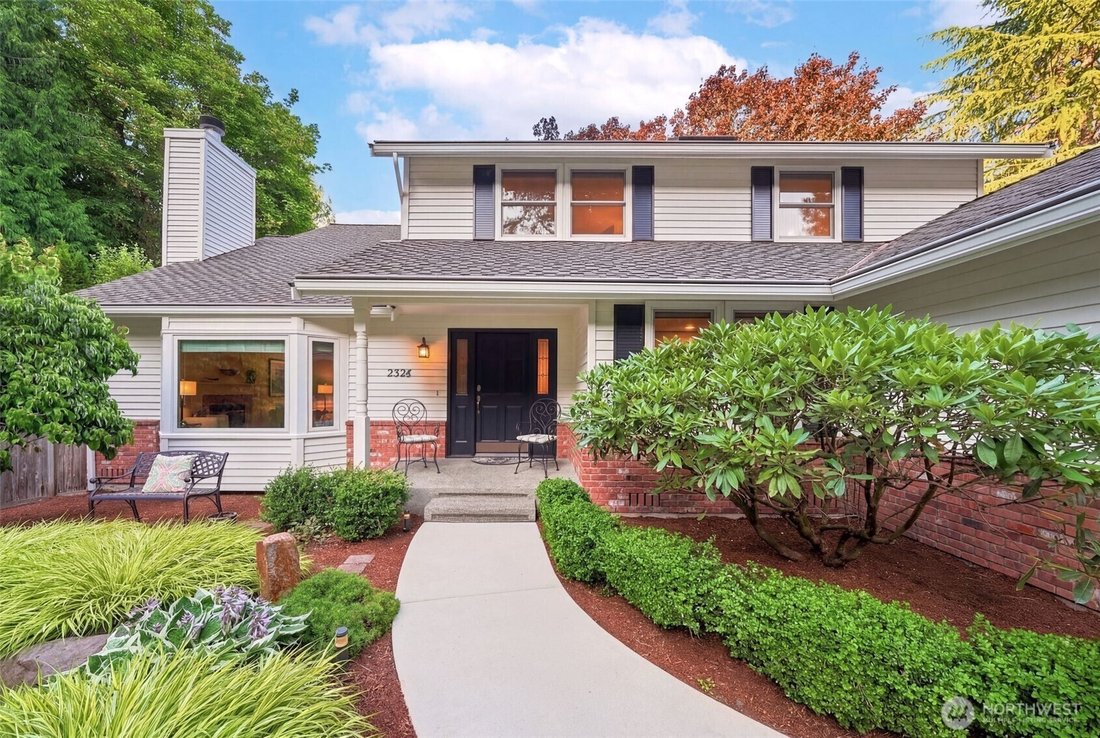 House in Sammamish, Washington, United States 2 - 17826340