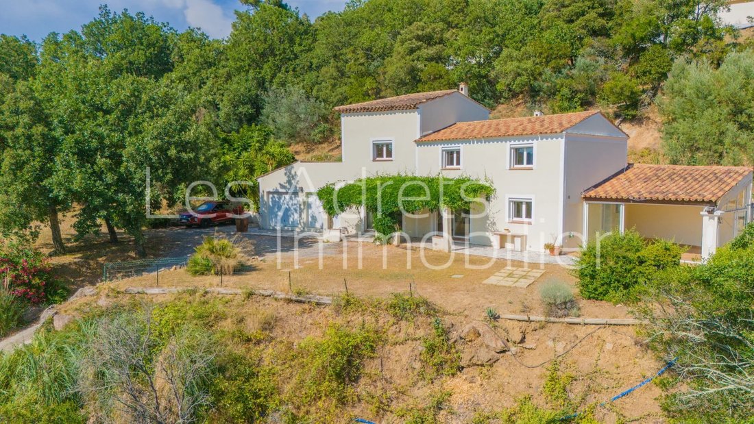 House in Les Adrets-de-l'Estérel, Provence-Alpes-Côte d'Azur, France 1 - 18439169