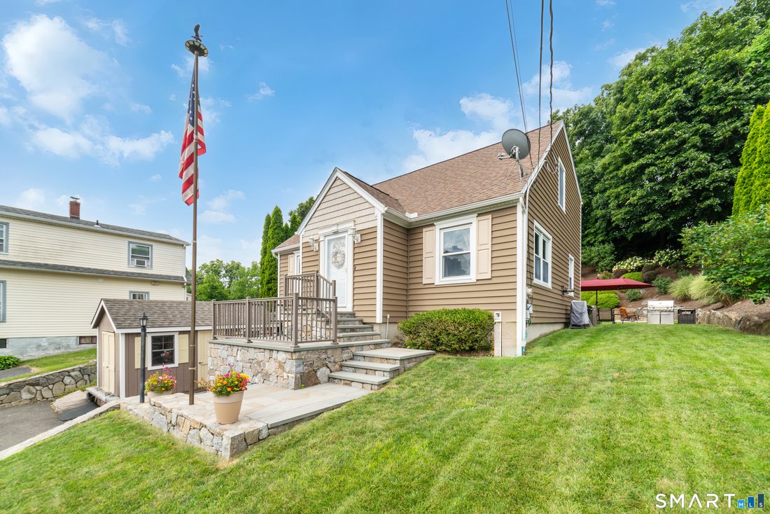 House in Trumbull, Connecticut, United States 3 - 18426028