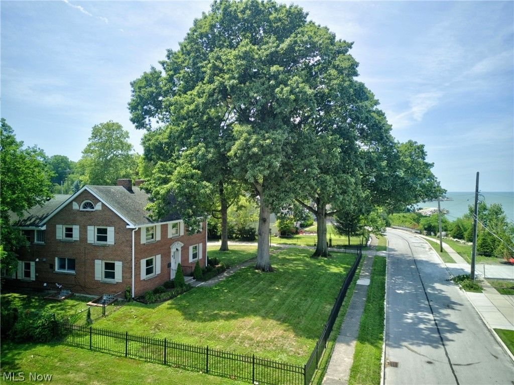 House in Avon Lake, Ohio, United States 4 - 18441698