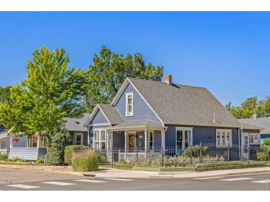 Lafayette, Colorado, United States 1 - 18439415