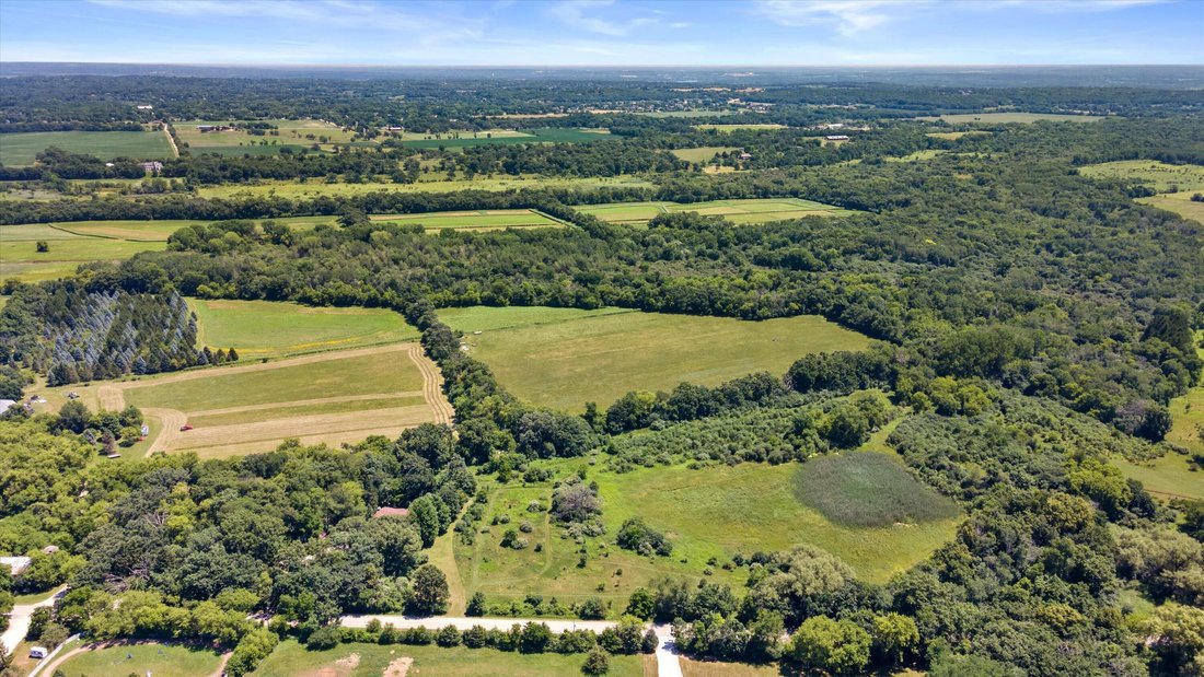 Land in Eagle, Wisconsin, United States 2 - 18442608
