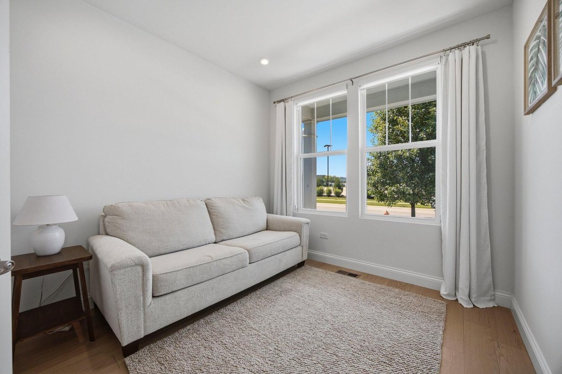 Condo in Naperville, Illinois, United States 2 - 18440291