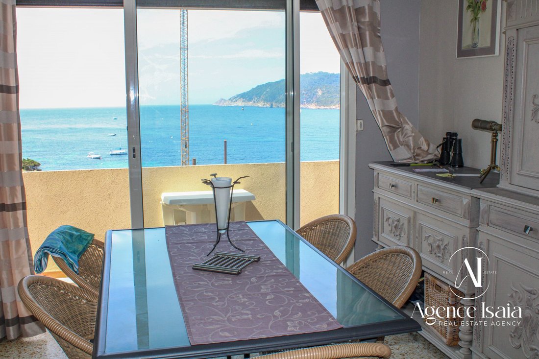House in Hyeres, Provence-Alpes-Côte d'Azur, France 3 - 18441765