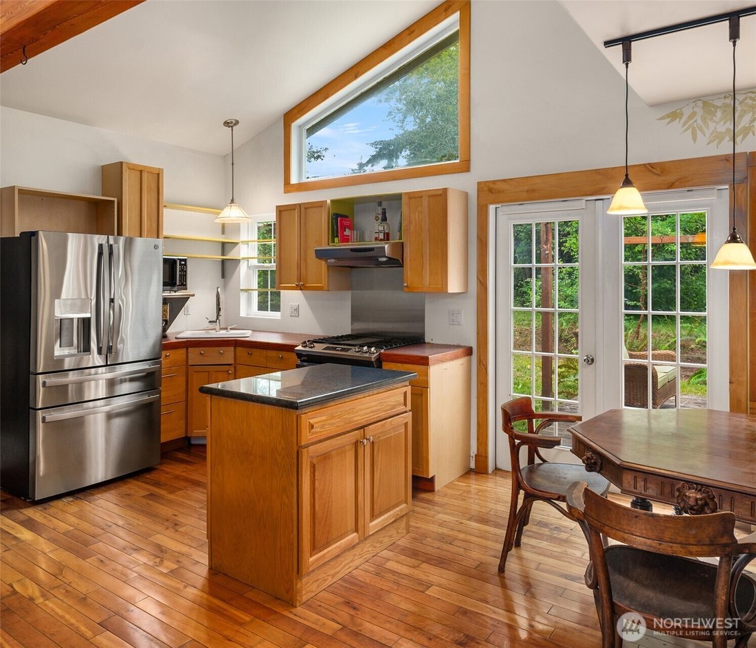 House in Vashon, Washington, United States 3 - 18441890