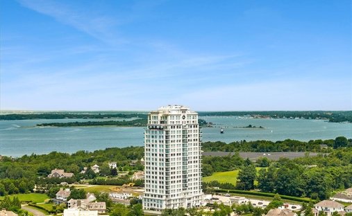 Condo in Portsmouth, Rhode Island, United States 1