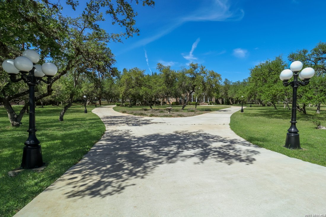 House in San Antonio, Texas, United States 4 - 18442637