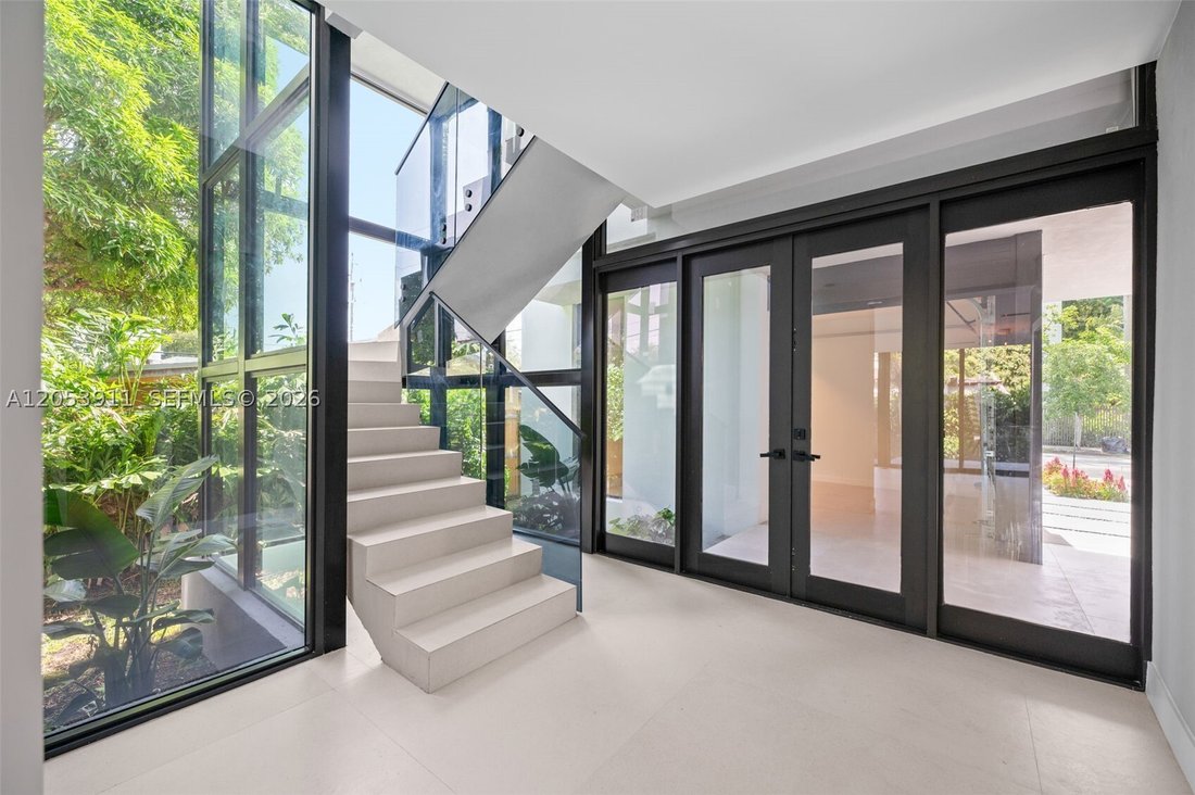 House in Miami, Florida, United States 3 - 18440077