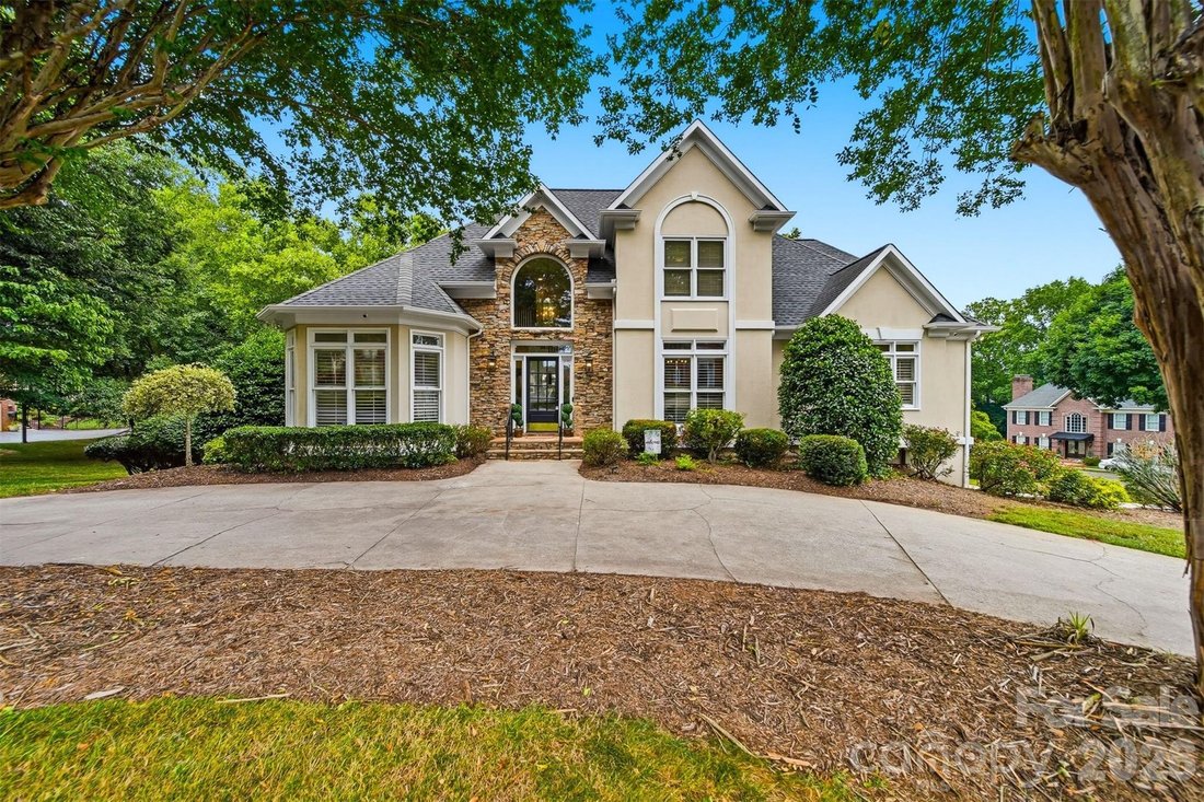 House in Hickory, North Carolina, United States 1 - 18442604