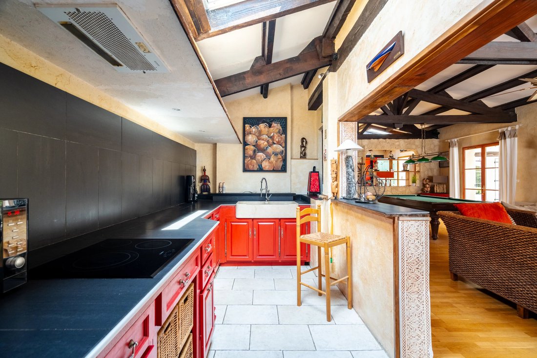 Maison à Centre Ancien-Cros-Lotins, Éguilles, France 5 - 15901131
