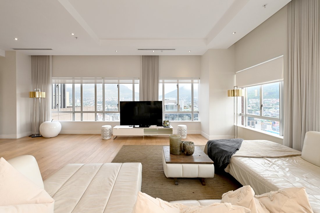 Apartment in City Centre, Cape Town, South Africa 3 - 18441246