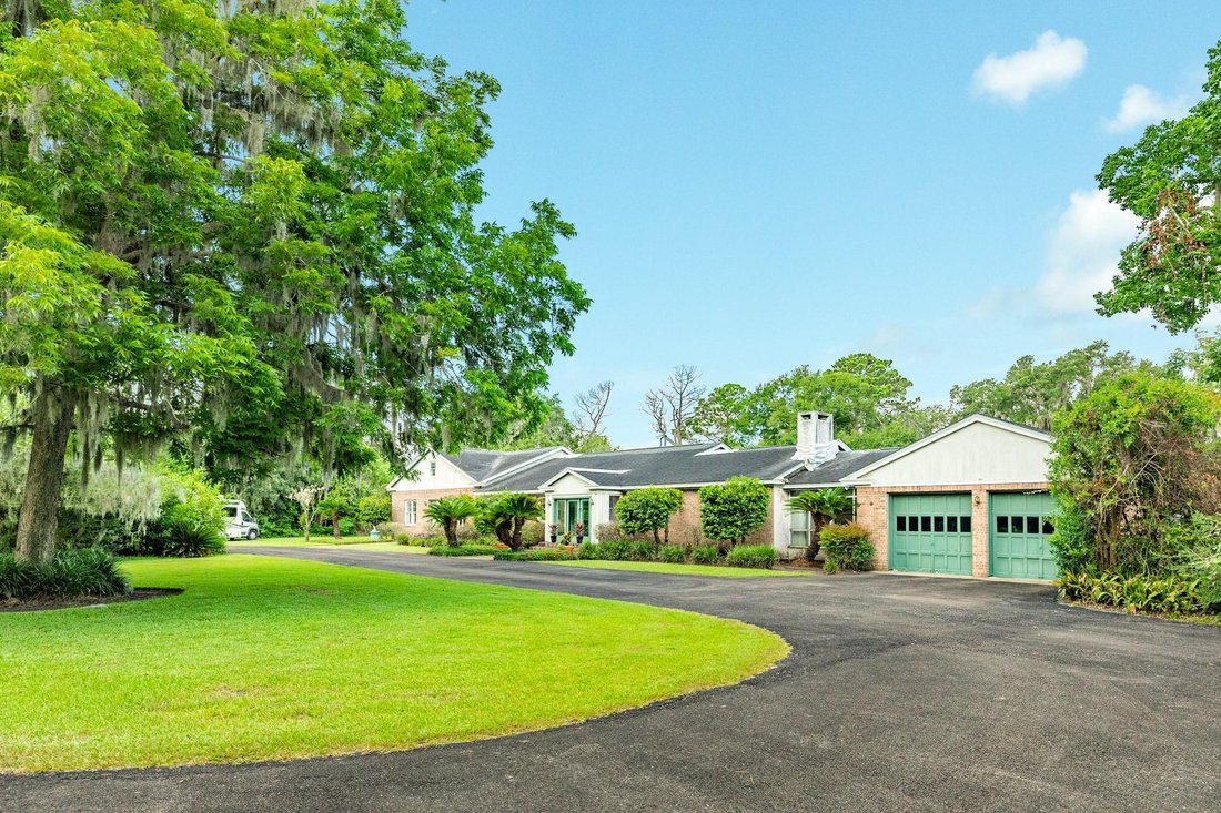 House in Lake Jackson, Texas, United States 5 - 18440848