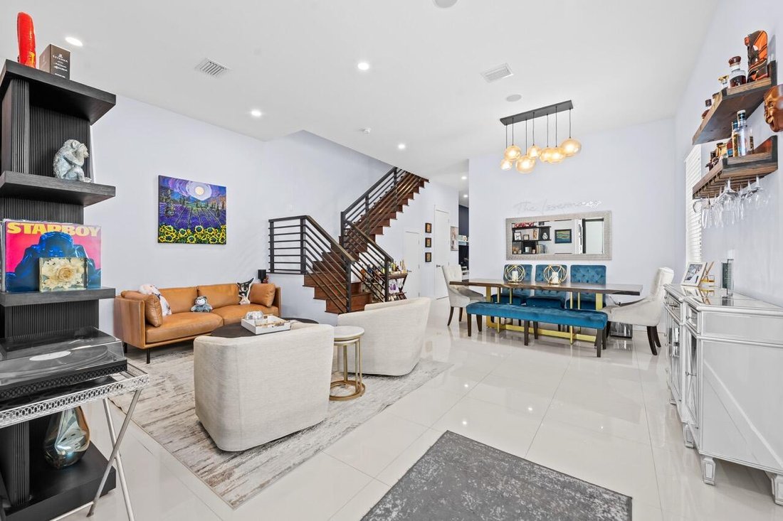 Townhouse in Miami, Florida, United States 5 - 18439487