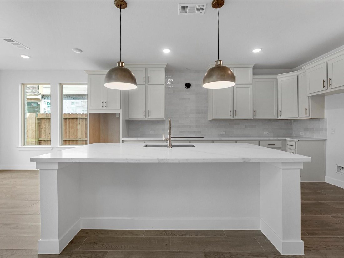 House in Brookshire, Texas, United States 5 - 18440813