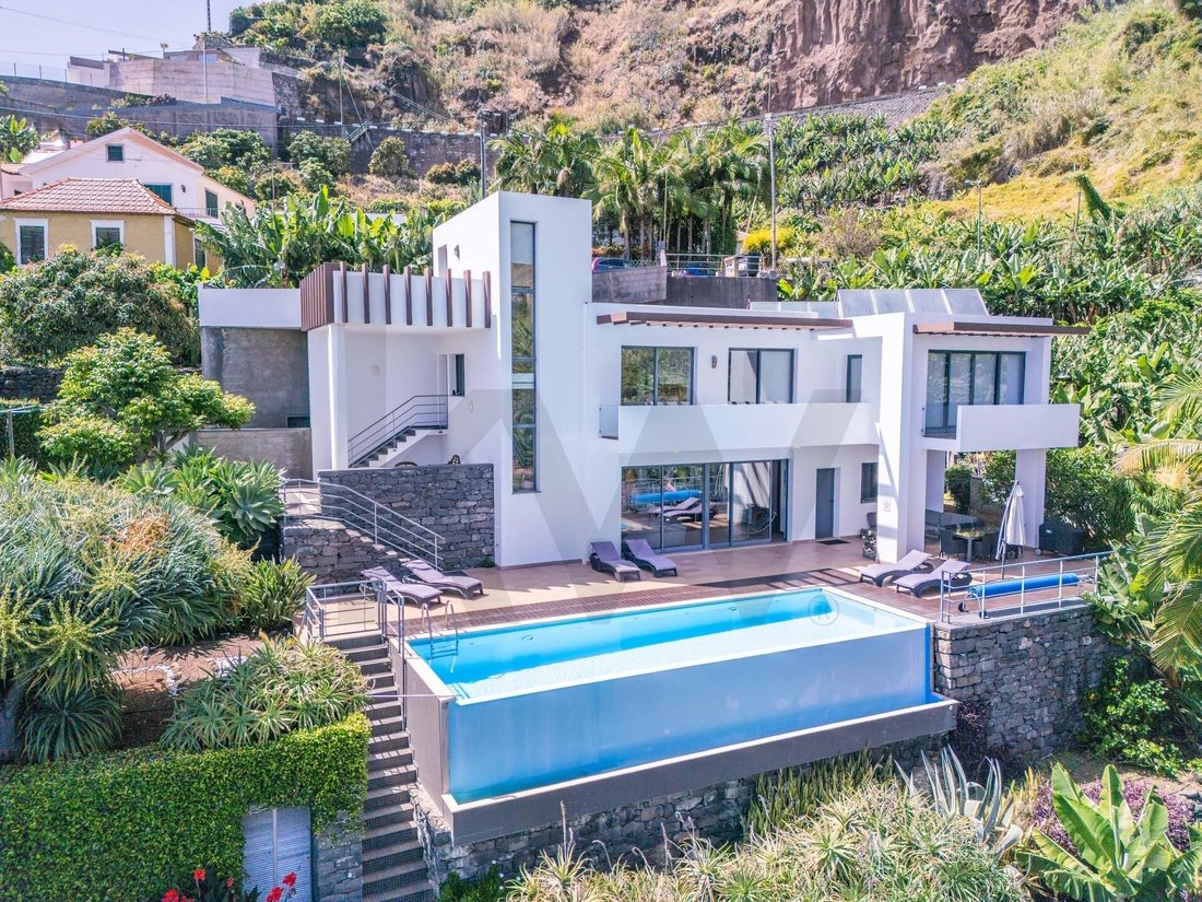 House in Arco da Calheta, Madeira, Portugal 1 - 18440359