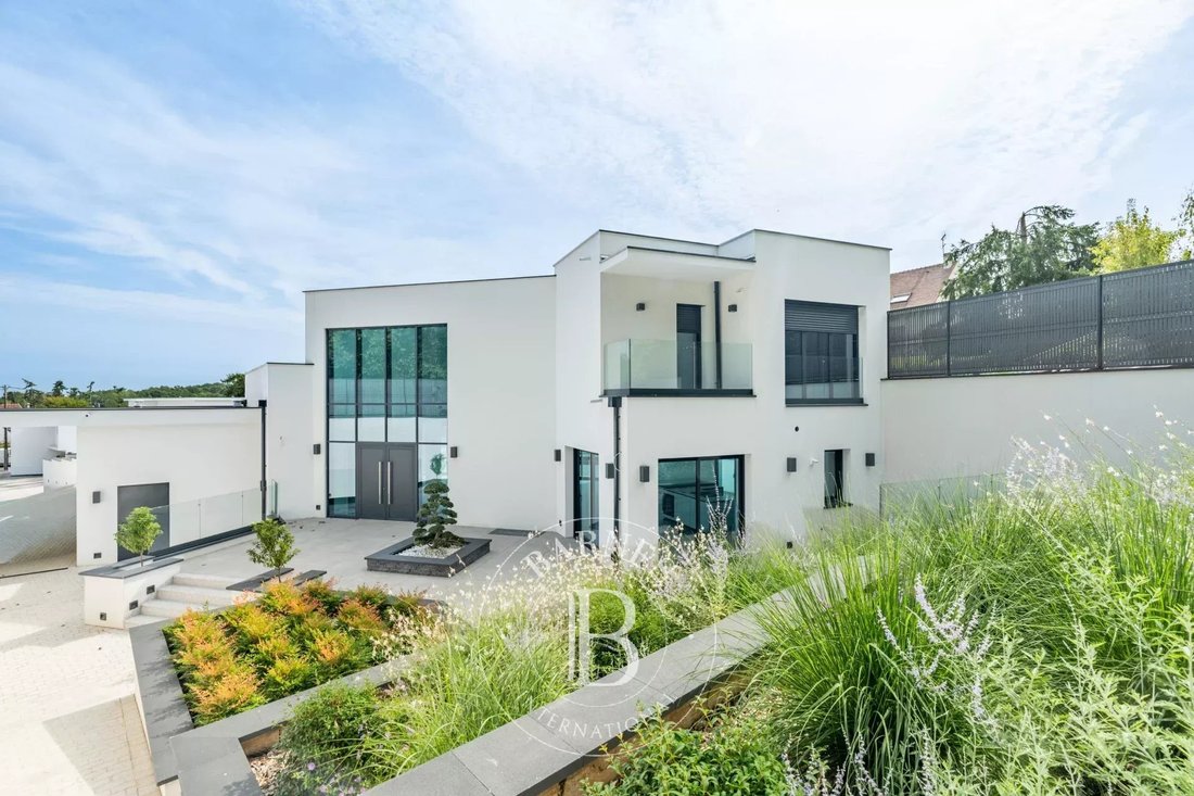 House in Orgeval, Ile-de-France, France 2 - 17227246