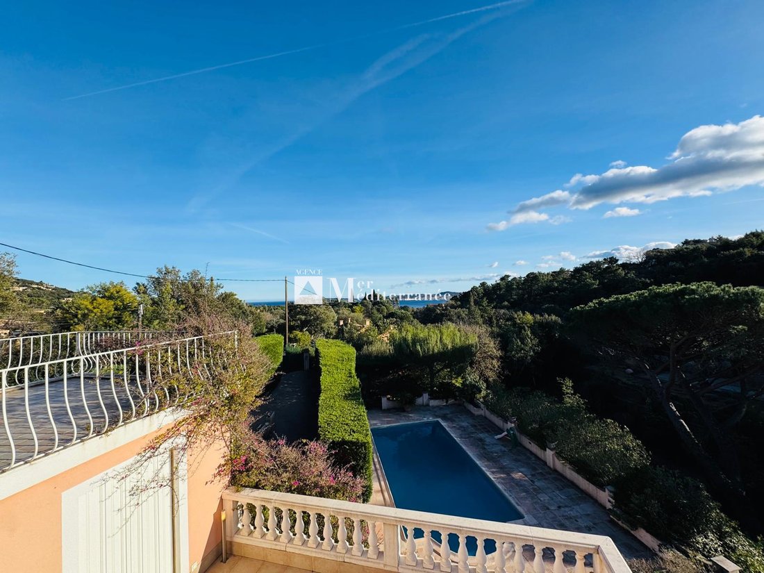 Villa in Grimaud, Provence-Alpes-Côte d'Azur, France 2 - 18440949