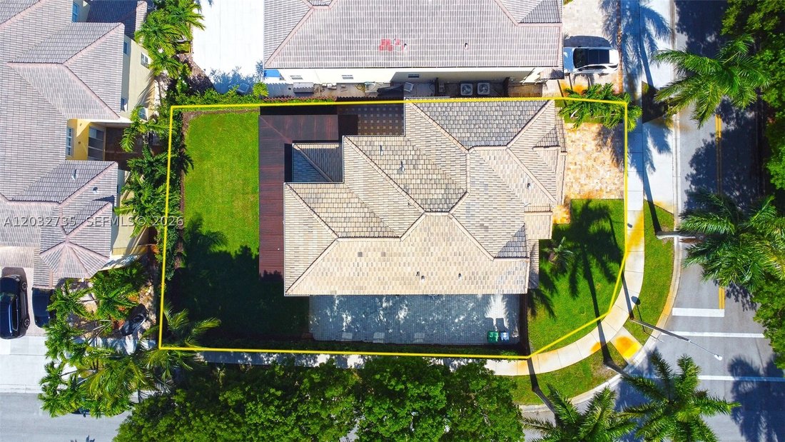 House in Doral, Florida, United States 3 - 18108967