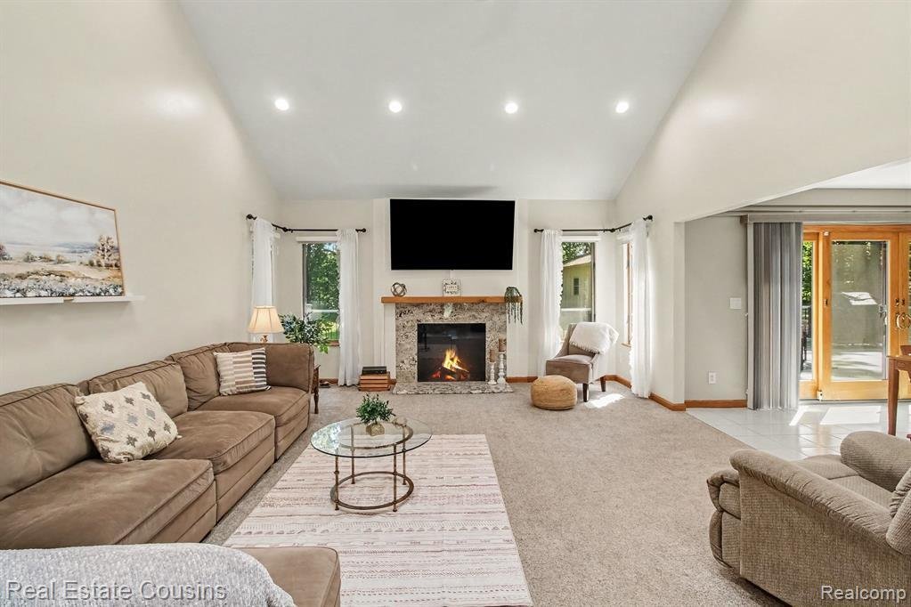 House in Township of Hamburg, Michigan, United States 4 - 18416190
