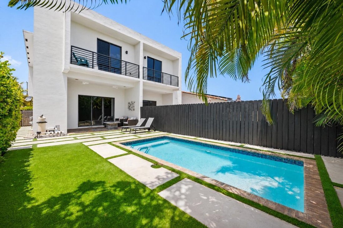 Townhouse in Miami, Florida, United States 2 - 18439487