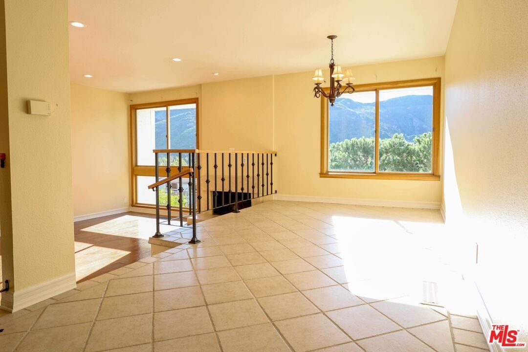 Condo in Los Angeles, California, United States 3 - 18440616