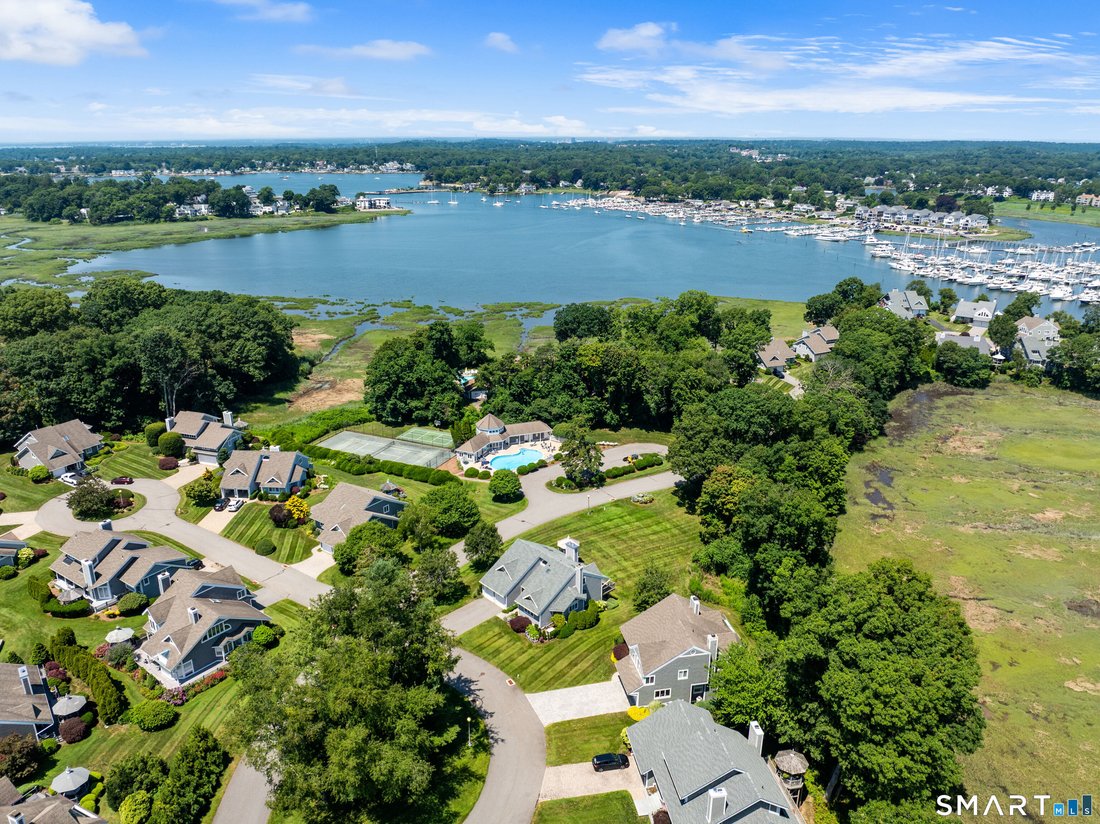 House in Branford, Connecticut, United States 4 - 17642964