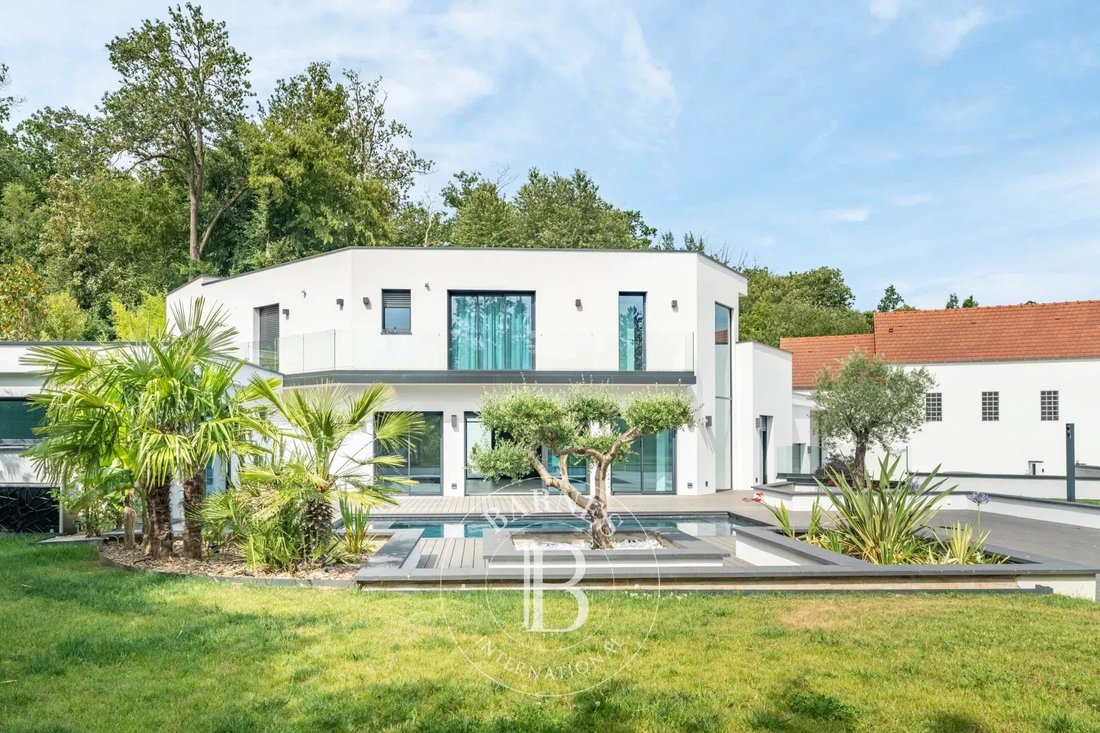 House in Orgeval, Ile-de-France, France 3 - 17227246