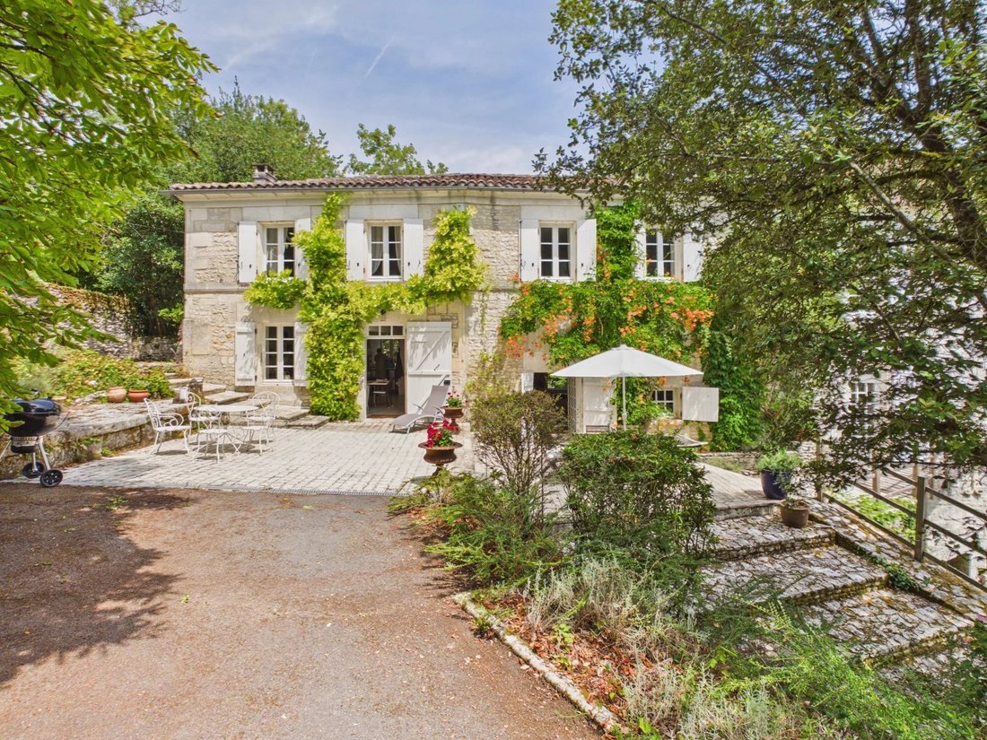 House in Cognac, Nouvelle-Aquitaine, France 3 - 17839811