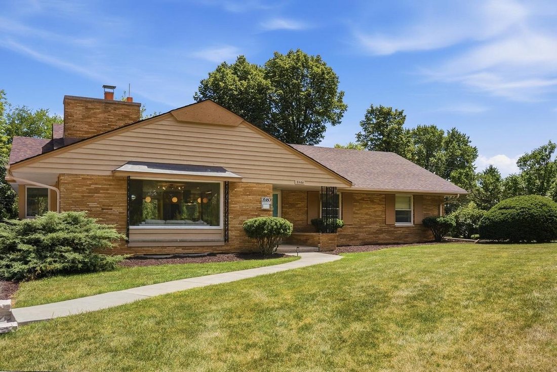 House in Brookfield, Wisconsin, United States 2 - 18442254