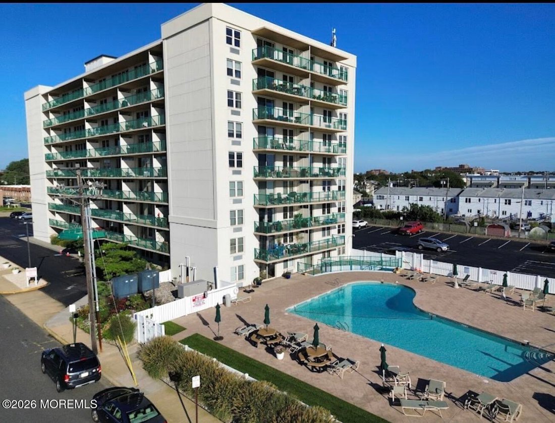 Condo in Long Branch, New Jersey, United States 1 - 18439741