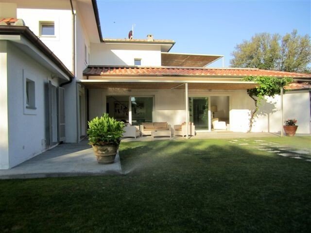 Villa in Center, Forte dei Marmi, Tuscany 4 - 18439081