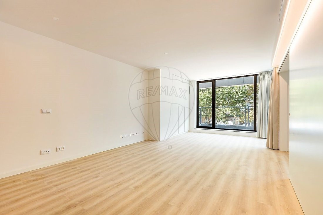 Apartment in Alvalade, Lisbon, Portugal 1 - 15956423