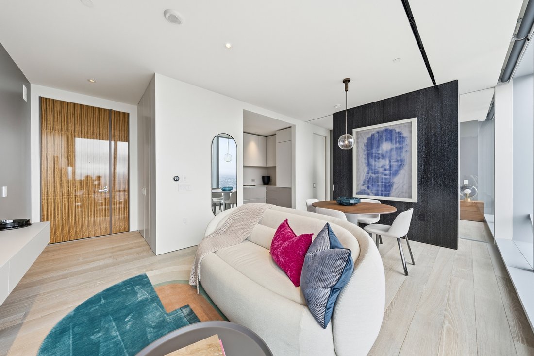 Condo in San Francisco, California, United States 5 - 18444337