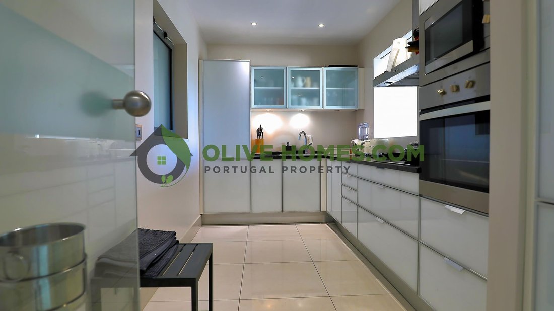 Apartment in Vilamoura, Quarteira, Algarve 4 - 18443528