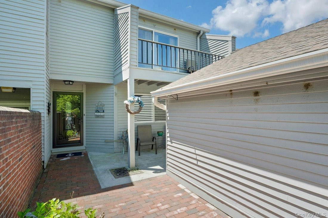 House in Eastchester, New York, United States 5 - 18396359
