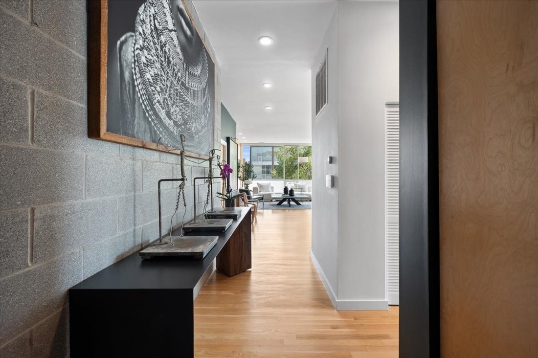 Condo in Chicago, Illinois, United States 2 - 18443776