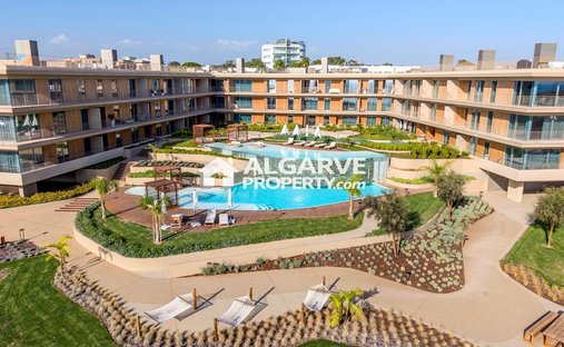 Appartamento a Quarteira, Algarve, Portogallo 1