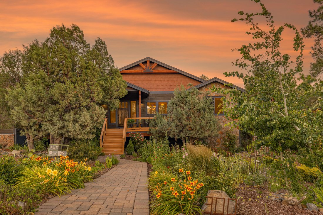 Williams, Arizona, United States 3 - 18444349