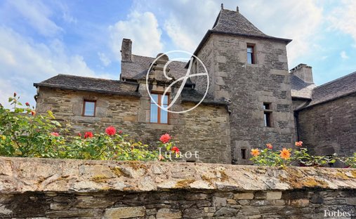 Domaine à Garlan, Bretagne, France 1