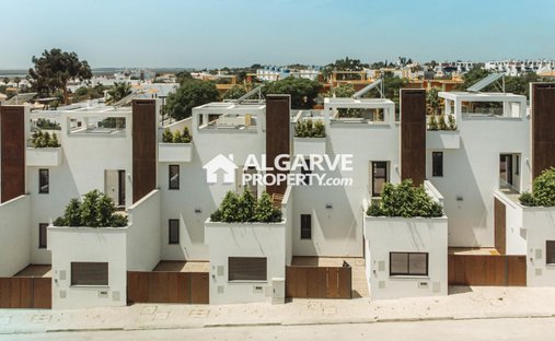 Townhouse in Moncarapacho, Algarve, Portugal 1