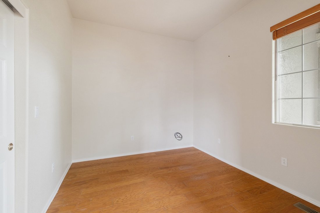 Reno, Nevada, United States 4 - 18444310