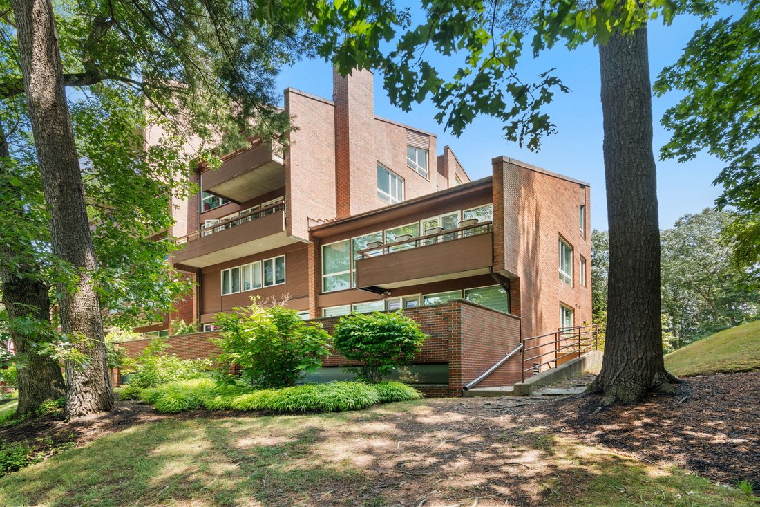 Condo in Boston, Massachusetts, United States 1 - 18443251