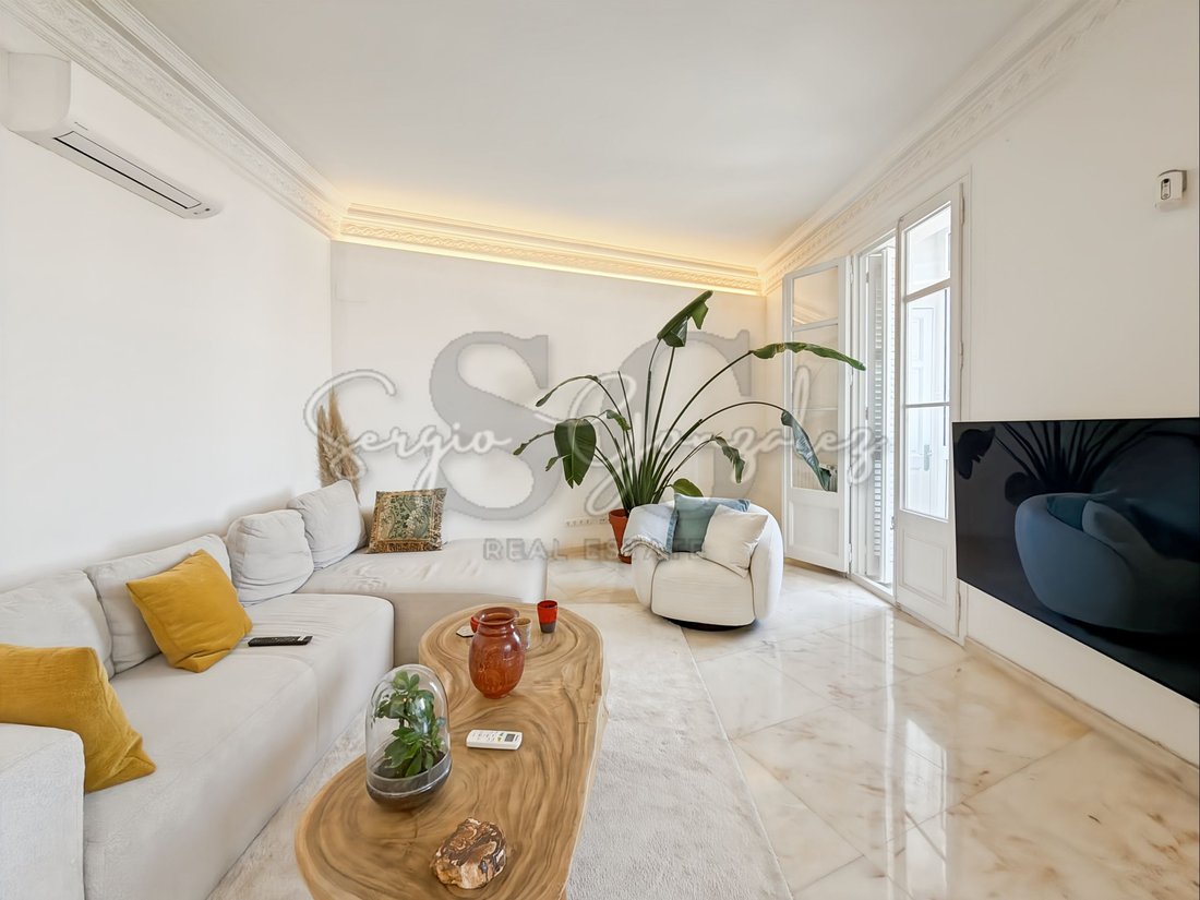 Apartment in Sarrià-Sant Gervasi, Barcelona, Spain 3 - 18443524