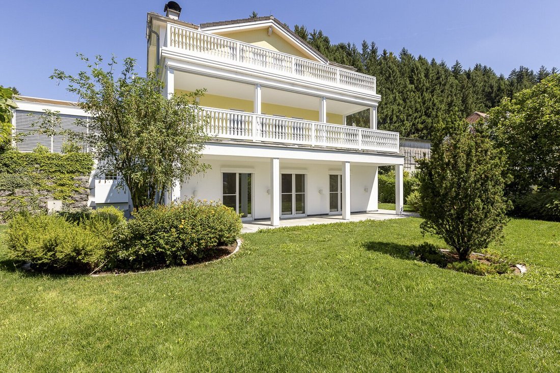 Villa in Sankt Lorenz, Upper Austria, Austria 2 - 18444239