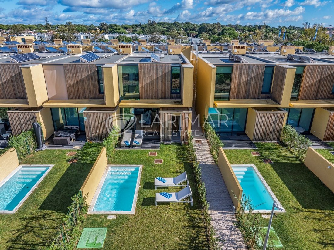 Villa in Vilamoura, Quarteira, Algarve 1 - 16881086