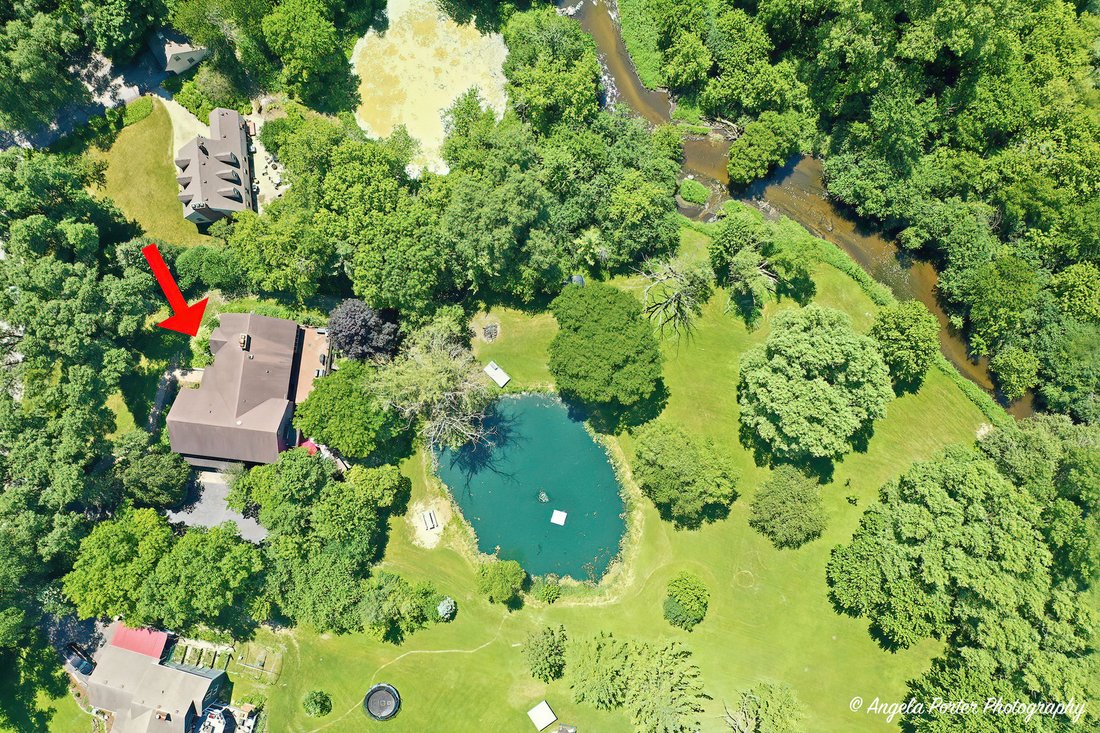 House in Spring Grove, Illinois, United States 2 - 18443210