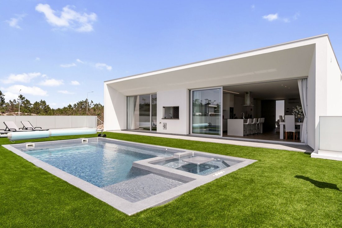 Villa in Pataias, Leiria District, Portugal 1 - 18443829