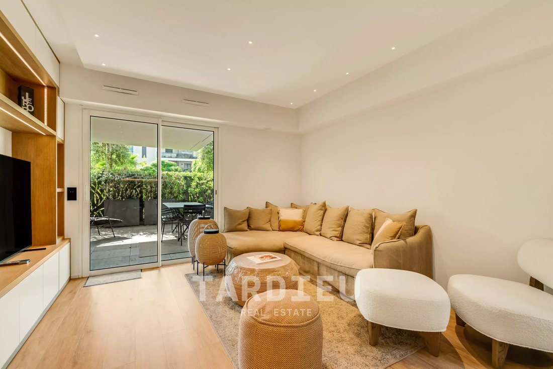 Appartamento a Zone Ouest Urbaine, San Tropez, Francia 2 - 18443906