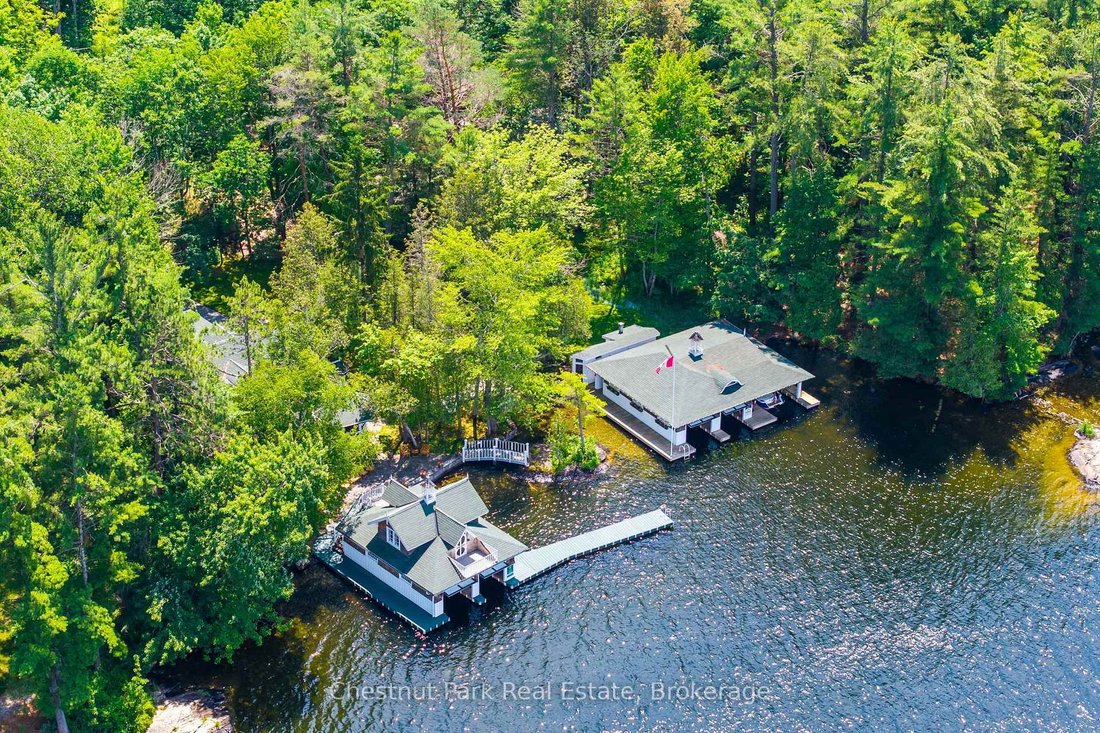 House in Muskoka Lakes, Ontario, Canada 2 - 18443662