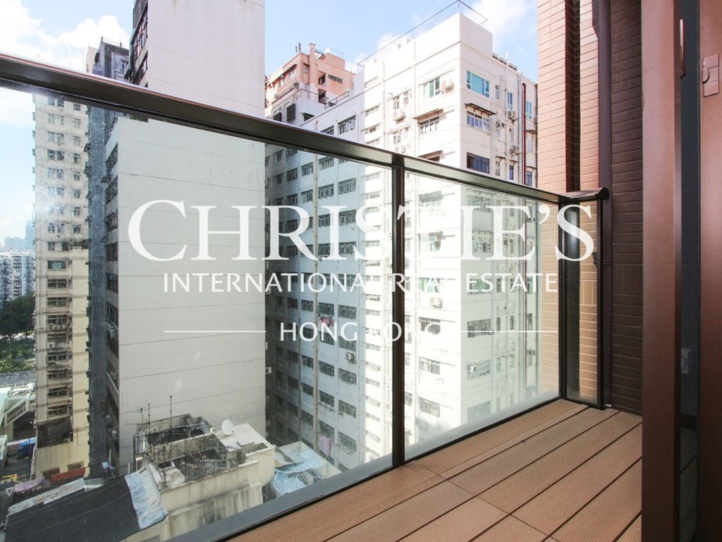 Apartment in Hong Kong, Hong Kong 2 - 18444220